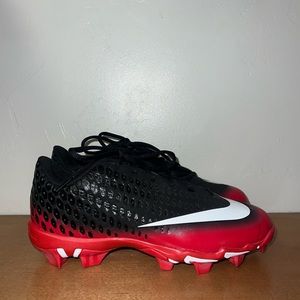 Nike Vapor Ultrafly 2 Keystone Boys Black/Red AQ8151-006 Baseball Cleats SZ 5.5
